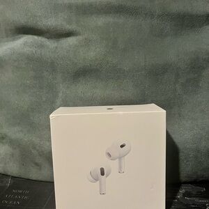 Apple AirPods Pro with Charging Case - White